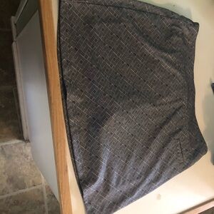 Pebble Beach Gray Geometric Mini Skirt